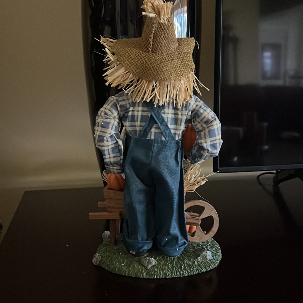 SCARECROW AND WITCH FABRIC MACHE FIGURES 13” TALL APPROXIMATELY HALLOWEEN - Picture 7 of 12